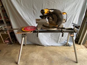 Dewalt 12" Dual Compound Miter Saw - Make Offer