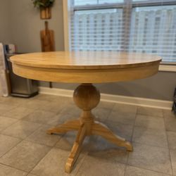 Beautiful Round Table 