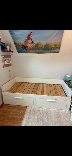 White Twin bed turning to double twin bed with drawers