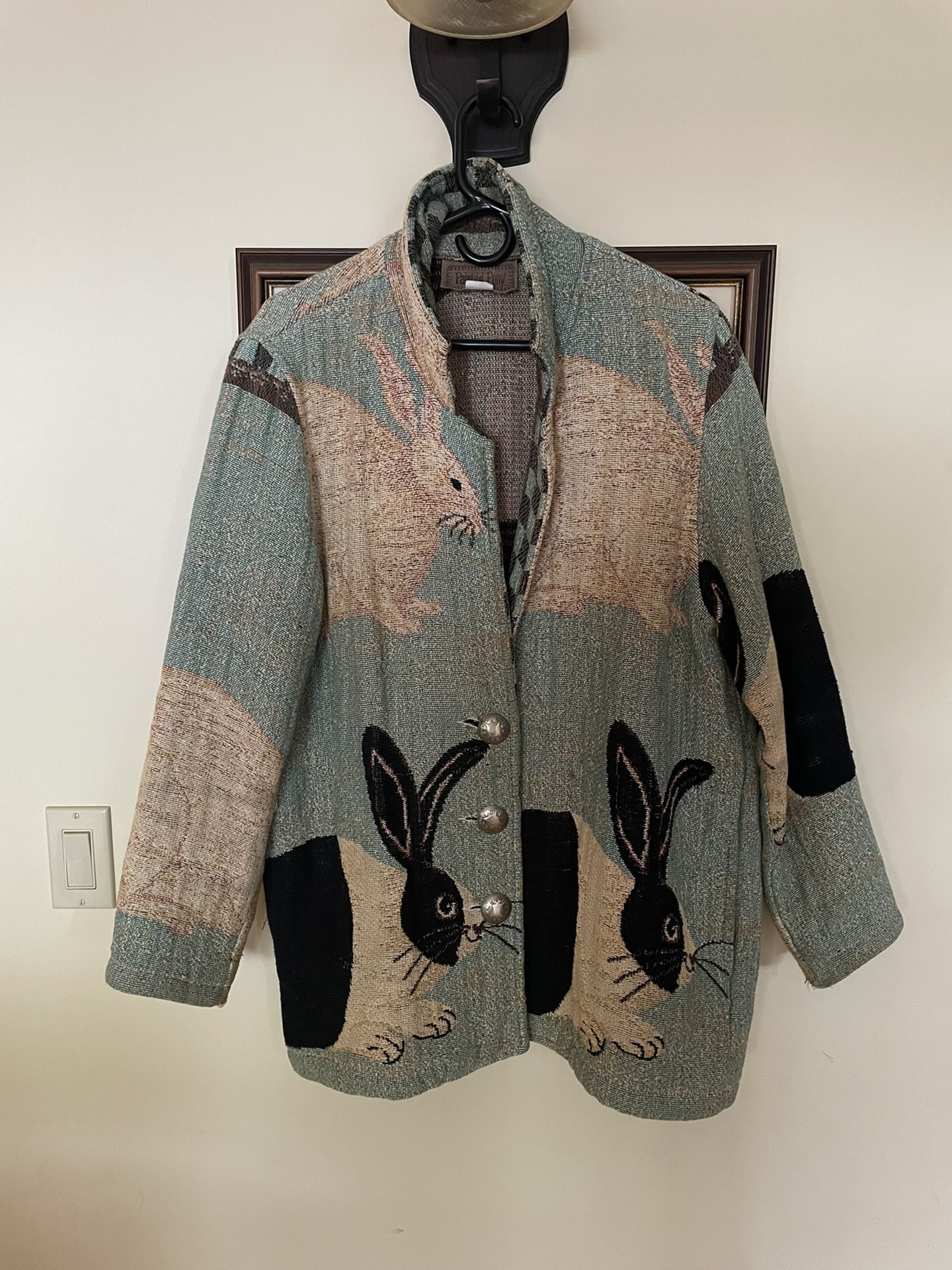 100% cotton coarse weave warren kimble rabbit design 3 button jacket