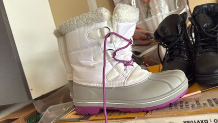 Girl’s Boot