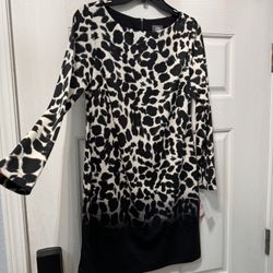 VINCE CAMUTO , Dress, Size 6 (S/M)