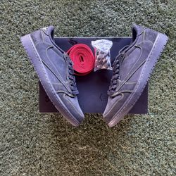 Travis Scott Jordan 1 “Phantom”