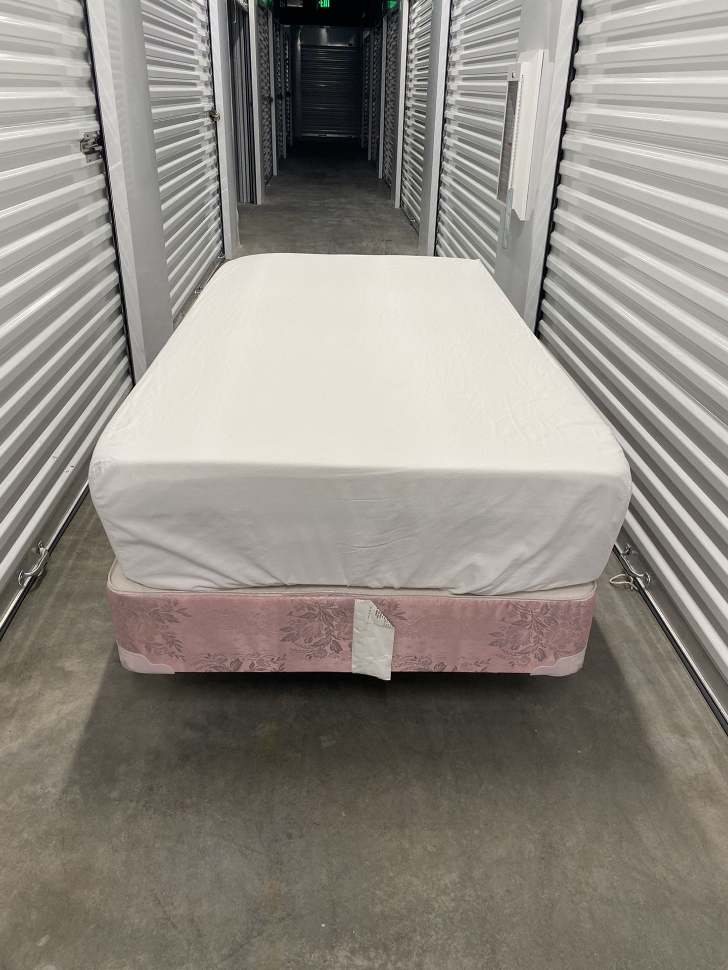 TWIN BED - MATTRESS BOX SPRING and METAL FRAME 