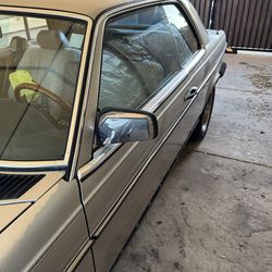 1985 Mercedes-Benz 300