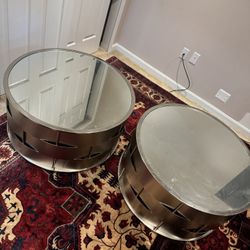 2 Pieces Of Coffee Table 