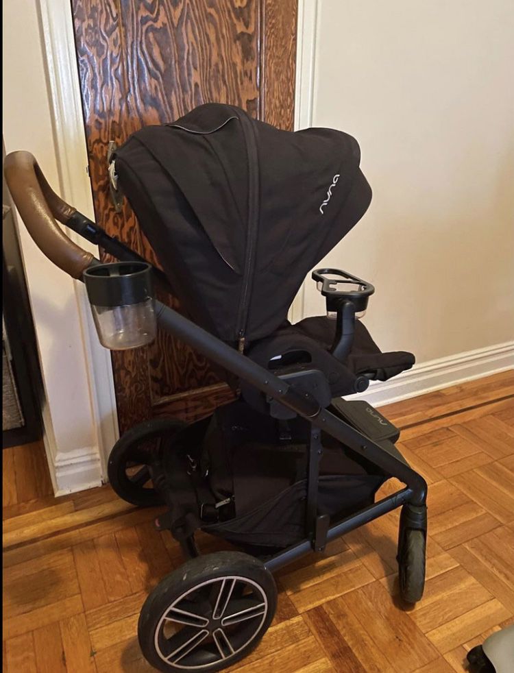 Nuns Mixx Stroller And Car Seat