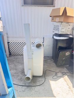 LG, portable AC unit blows cold