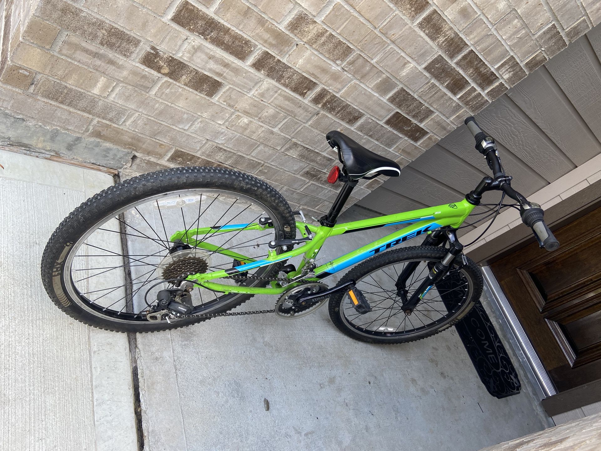 Trek MT200 24 inch Alpha Silver Aluminum Lime Green Bike for Sale in Houston TX OfferUp