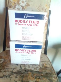4 body fluid clean up kits