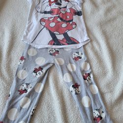 Trajesito Minnie