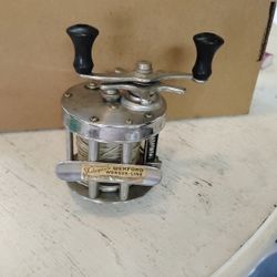 Fresh Water Vintage Fishing Reel 