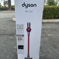 Dyson v8 origin