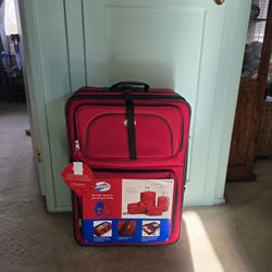 American Tourister 4 Piece Set Luggage