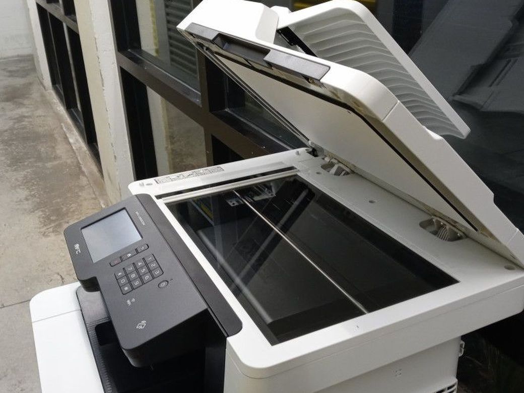 **LIKE NEW** Brother Color Laser All-in-One Printer MFC-L8900CDW