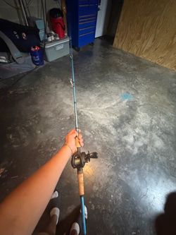 Baitcasting Fishing Rod and Reel Combo penn real very nice