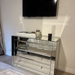 Mirror Dresser From ZGallery 