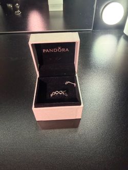 Pandora Ring
