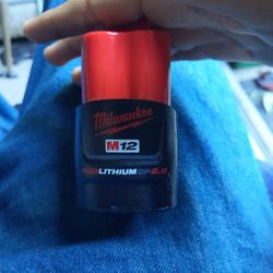 Milwaukee M12 Red Lithium Battery