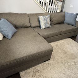 Large 2 Piece Sectional Couch 