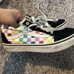 Vans Rainbow Size 6 Women’s