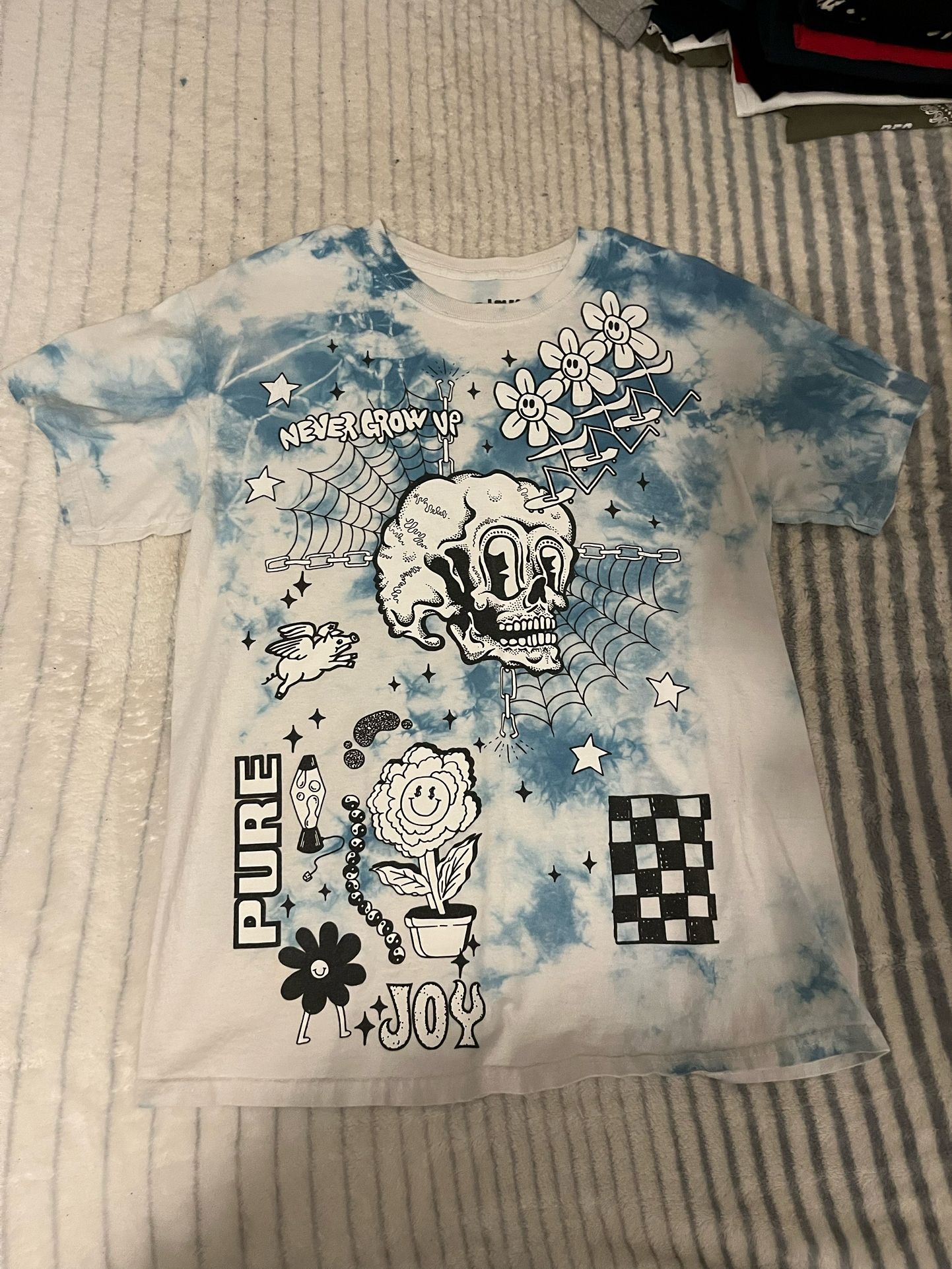 ZUMIEZ MEDIUM T-SHIRT