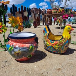 Metal Yard Art, Wind Spinners & POTTERY 🌴 🌺 