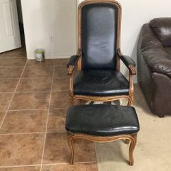 Stylish Antique Black Comfortable Chair And Footrest