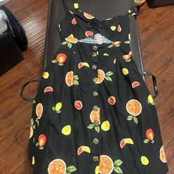 Women’s Forever 21 Fruit Patterned Dress Size Small