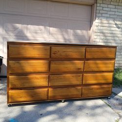 8 drawer storage console/ dresser