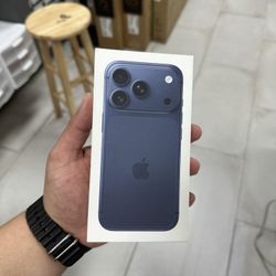 iPhone 17 Pro Unlocked 256GB! Finance For $50 Down Payment!!