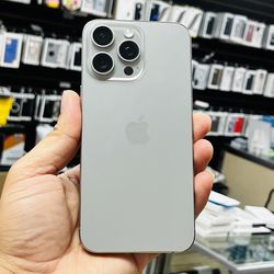 iPhone 15 Pro max 256GB unlocked