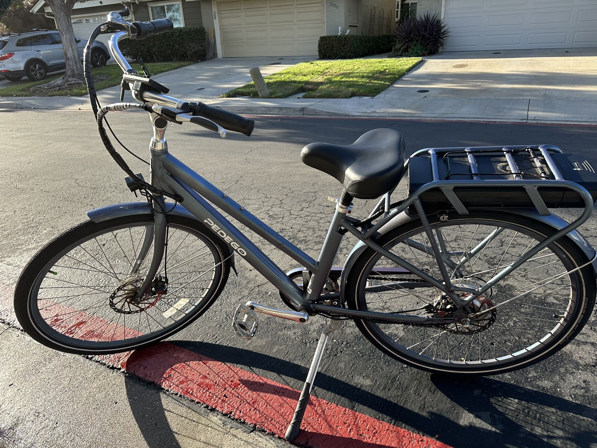Pedego Electric Bike - 28”
