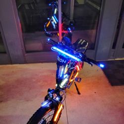 TRON e-Bike BT Radio Horns Lights Alarm Dual 48v Batteries 