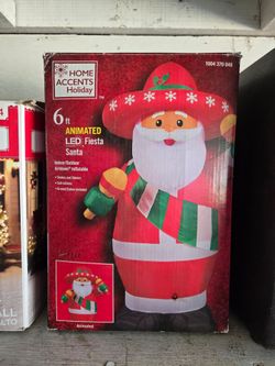 Home Accents Holiday 6ft Animated LED Fiesta Santa Inflatable