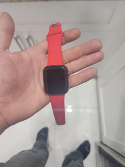 4 Series 44mm Apple Watch