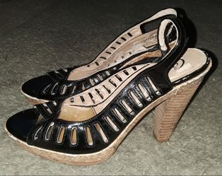 Ladies Candies heels size 7
