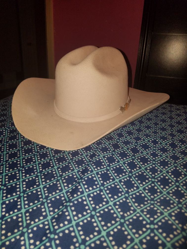 Moks Man Hat Felt 100x Limited Edition