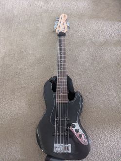 Affinity Series Jazz Bass VI