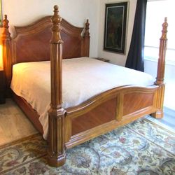 Bernhardt Furniture king size four poster bed