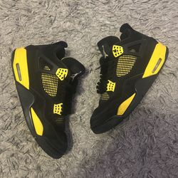 Jordan 4 Yellow Thunder