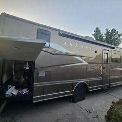 09 Diesel A Class 31 ft, doesn't use DEF