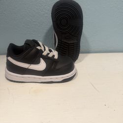 Toddler 4c Nikes