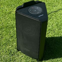 SPEAKER: Samsung MX-T40 300W Sound Tower Wireless Bluetooth Speaker