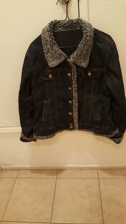Woman jean jacket size large