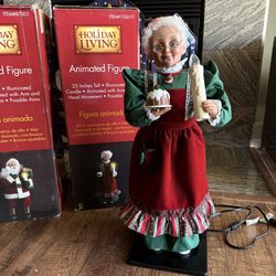 Vintage Christmas Mrs Claus Baking Animated Figure
