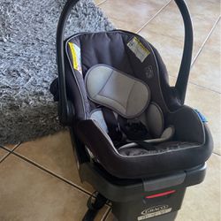GRACO Car Seat With Base And Stroller 2 In 1
