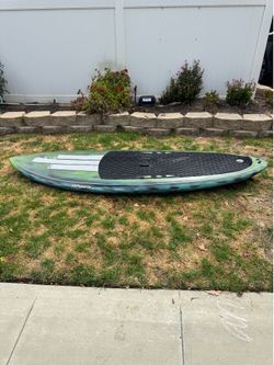 SUP - Stand Up Paddle Sports (shaped by Wardog) 8’10” x 32” 155L (approx) Carbon