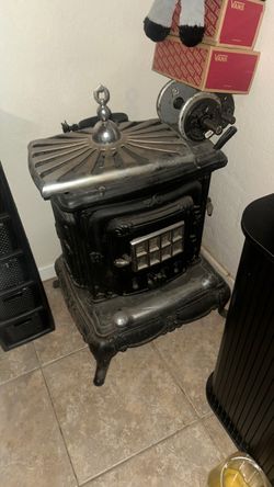 Antique Cast Iron Wood Burning Stove