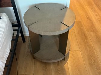 Like-New End Table